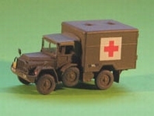DM 8704  Daf YA-126 GWT Ambulance    1:87